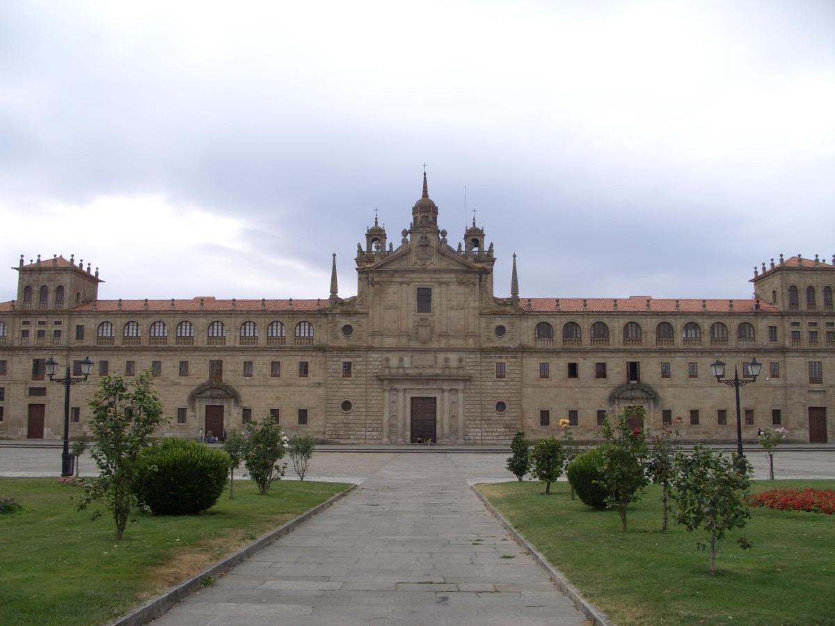 Andurina 2 Apartment Monforte De Lemos Exterior photo